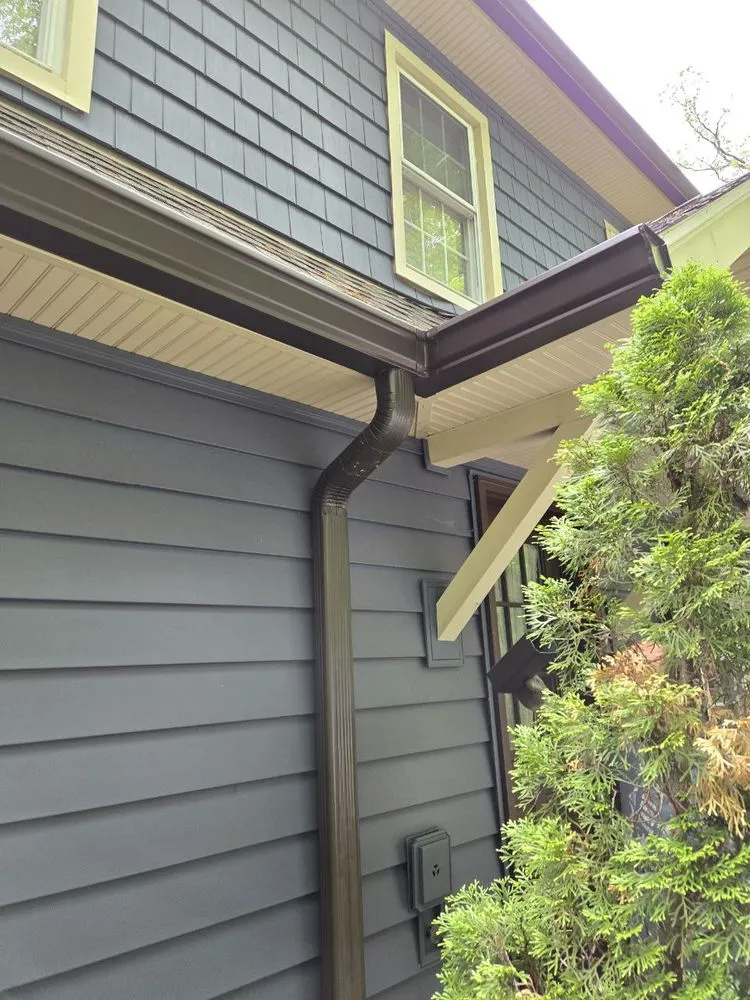 Slide of Gold Eagle Gutter