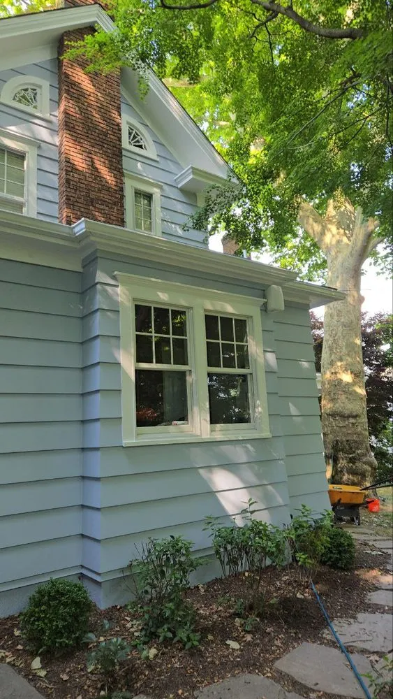 Slide of Gold Eagle Gutter