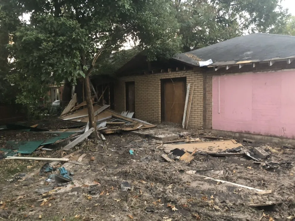 Slide of Gold Hammer Renovations