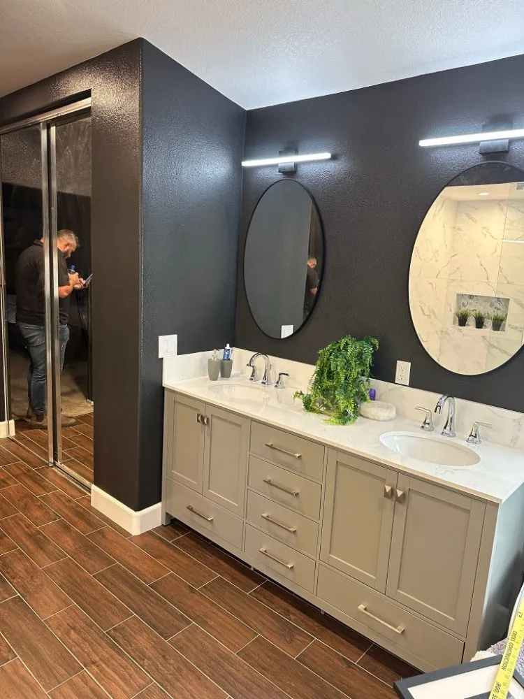 Slide of Gold Home Services