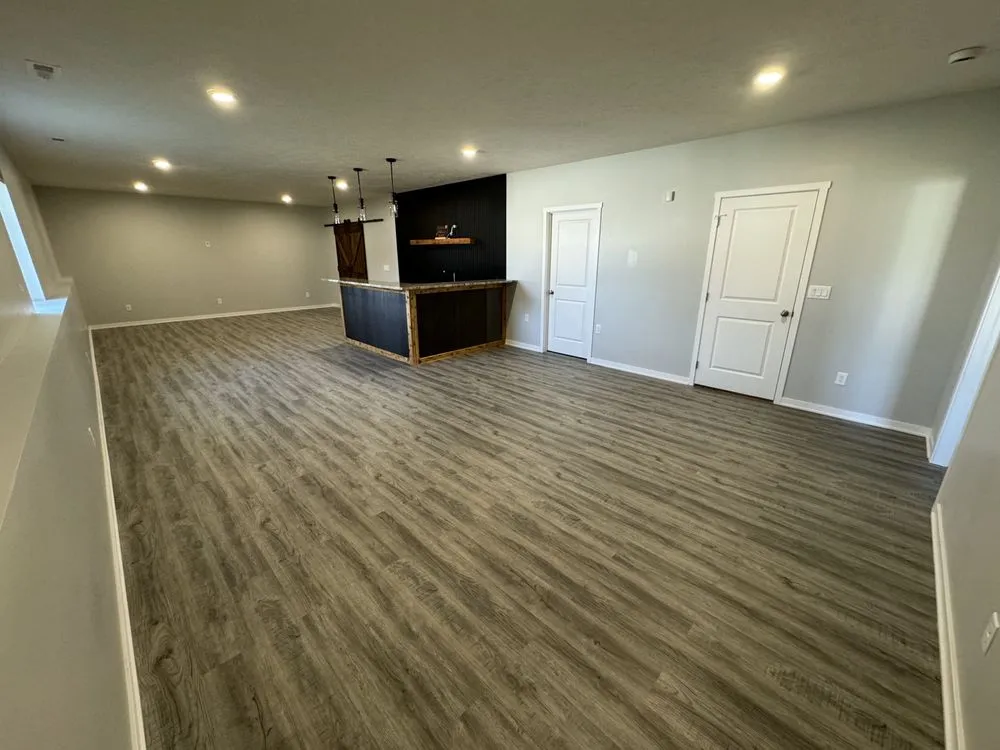 Slide of Gold Star Construction