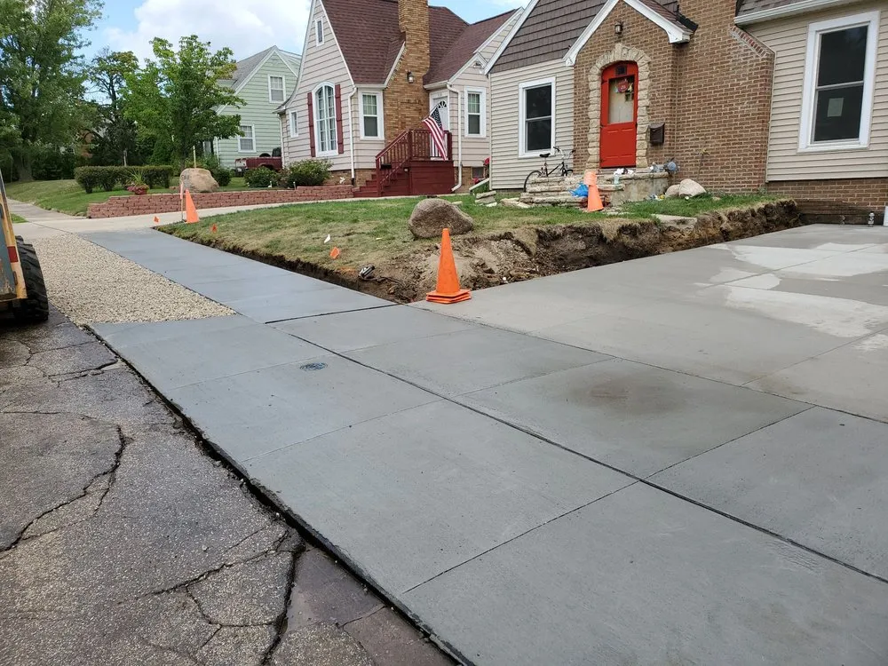 Slide of Gold Star Construction