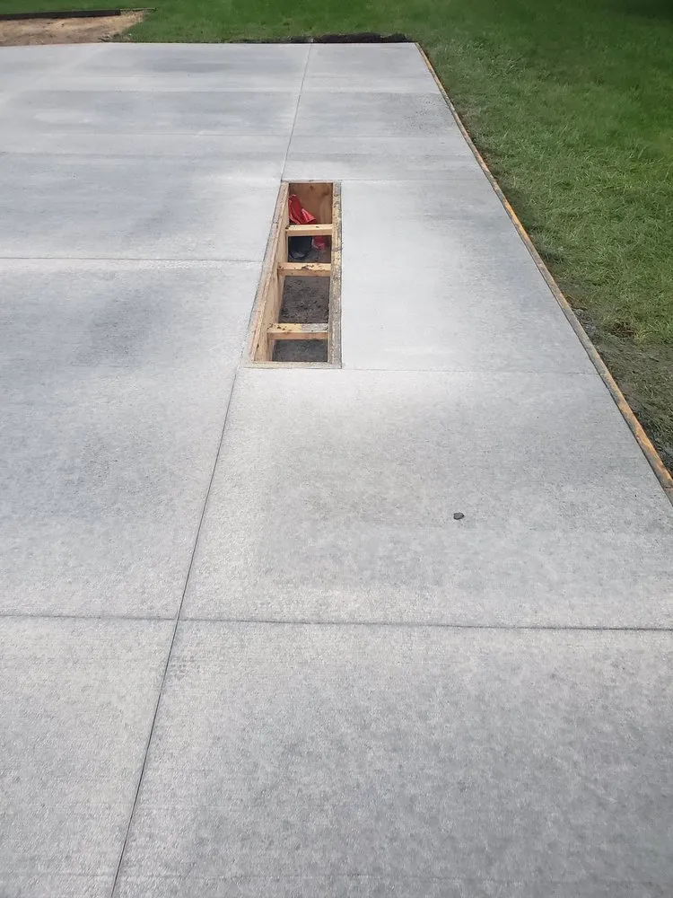 Slide of Gold Star Construction