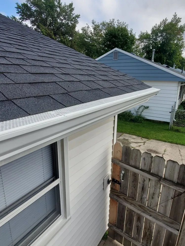 Slide of Gold Star Construction