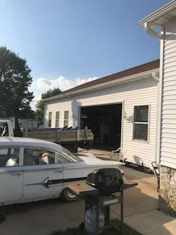 Slide of Gold Star Construction