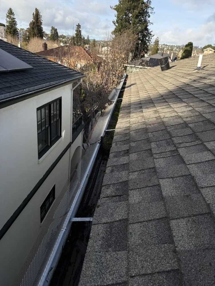 Slide of Golden Gate Roofing