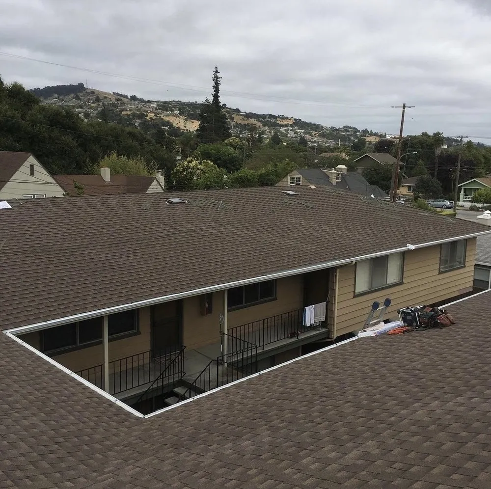 Slide of Golden Gate Roofing