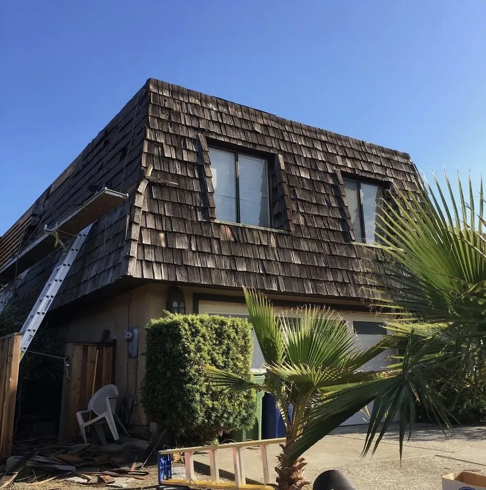 Slide of Golden Gate Roofing