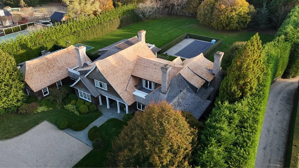 Slide of Golden Hands Construction