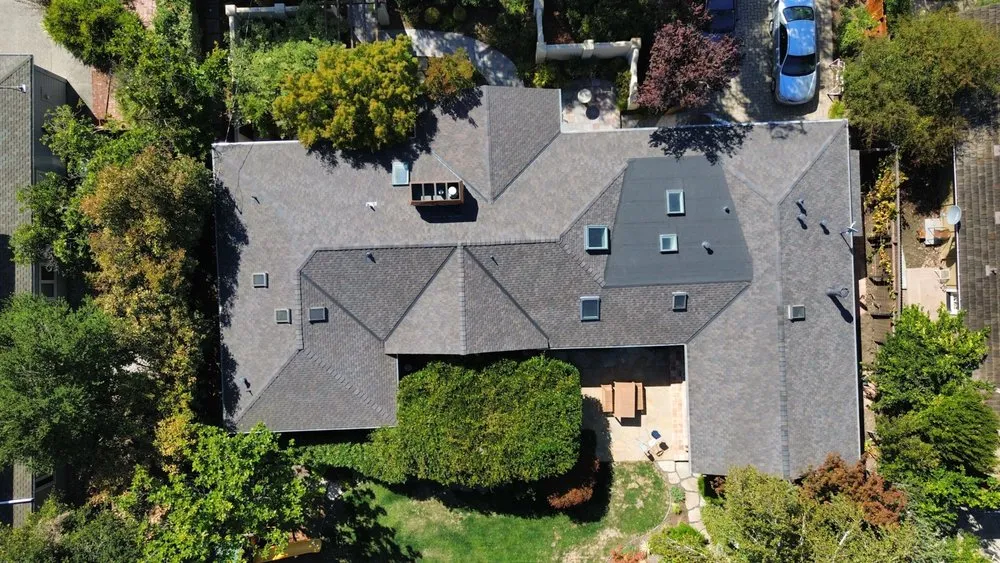 Slide of Golden Heights Roofing