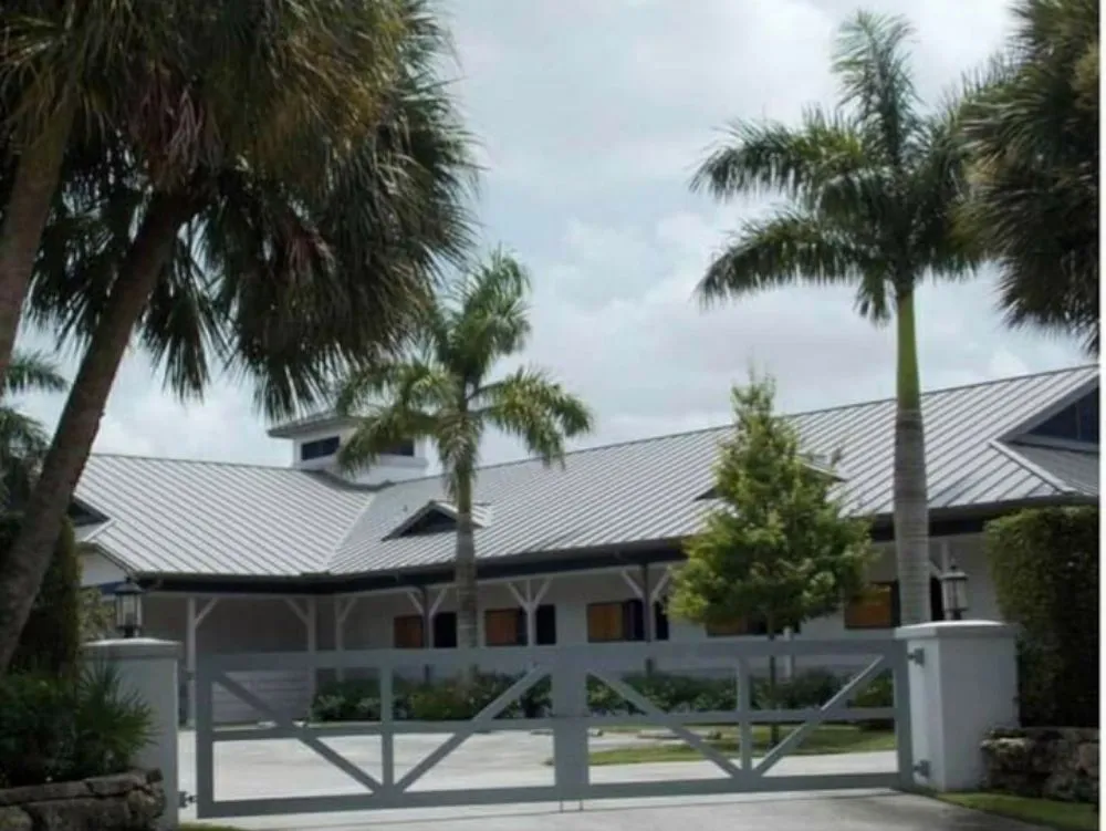 Slide of Golden Key Roofing