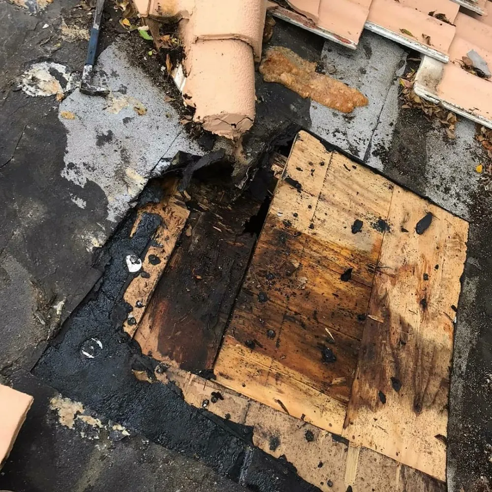 Slide of Golden Key Roofing