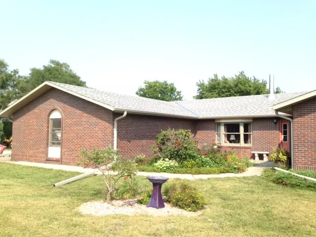 Slide of Golden Oak Renovations