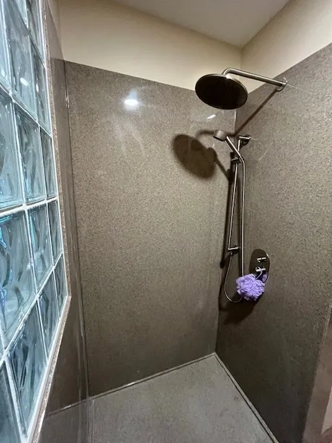 Slide of Golden Oak Renovations