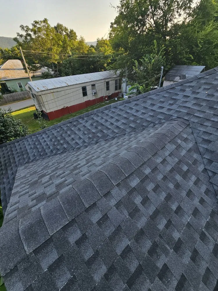 Slide of Golden Ridge Roofing