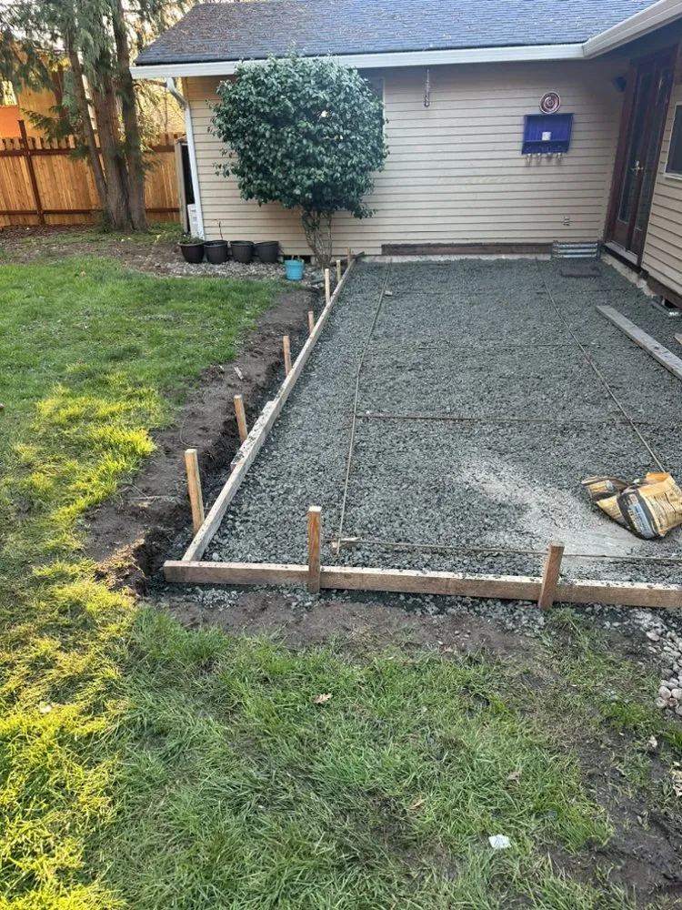 Slide of Golden Roof and Construction