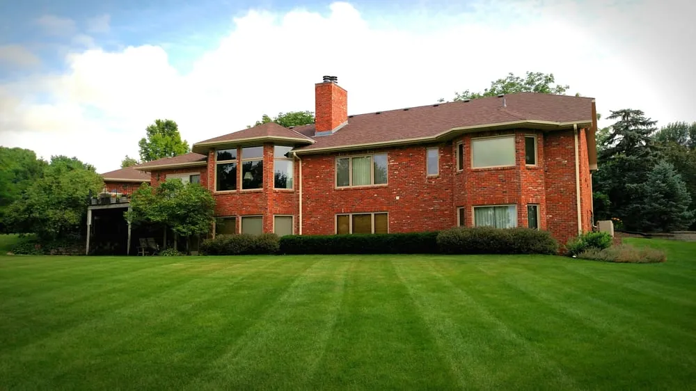 Licensed shingle roofing service in Beaver Crossing, NE by Golden Rule Contractors