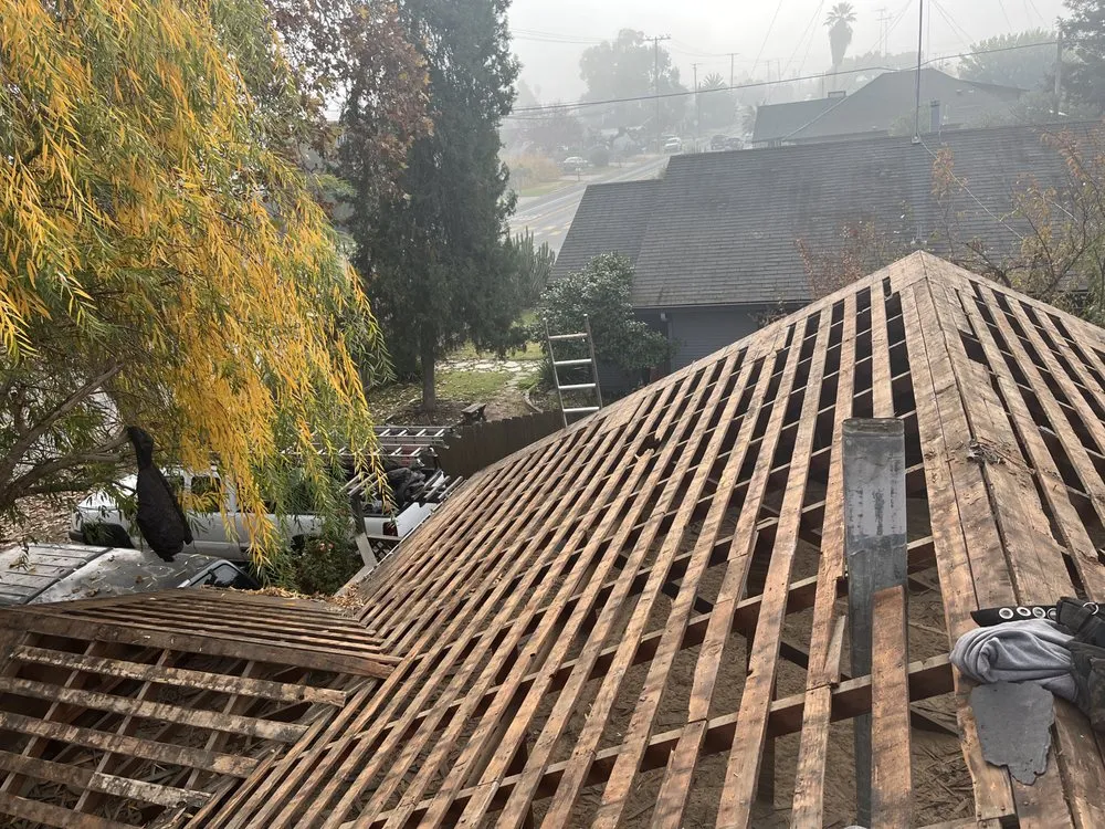 Slide of Golden Star Roofing & Solar