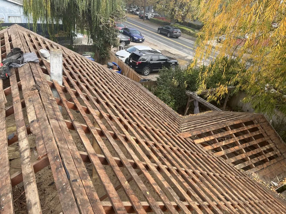 Slide of Golden Star Roofing & Solar