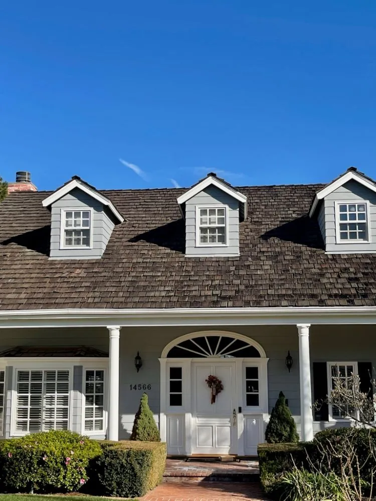 Slide of Golden State Roofing & Painting.