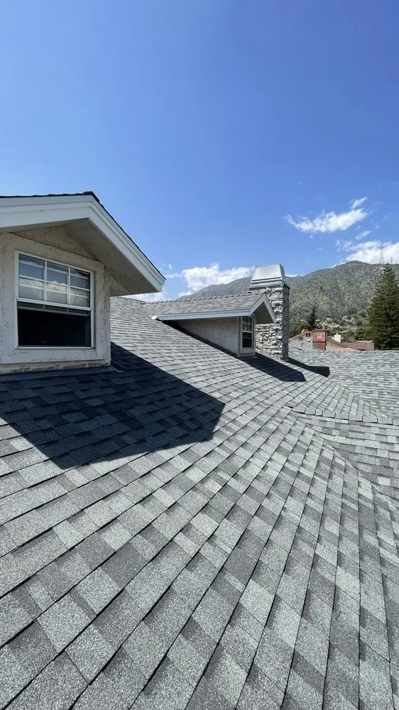 Slide of Golden Summit Roofing