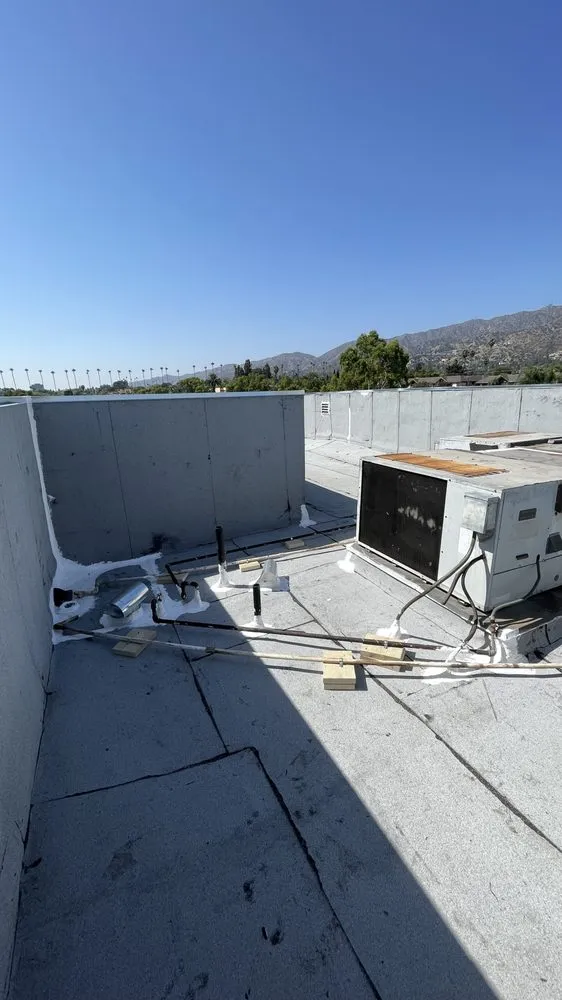 Slide of Golden Summit Roofing