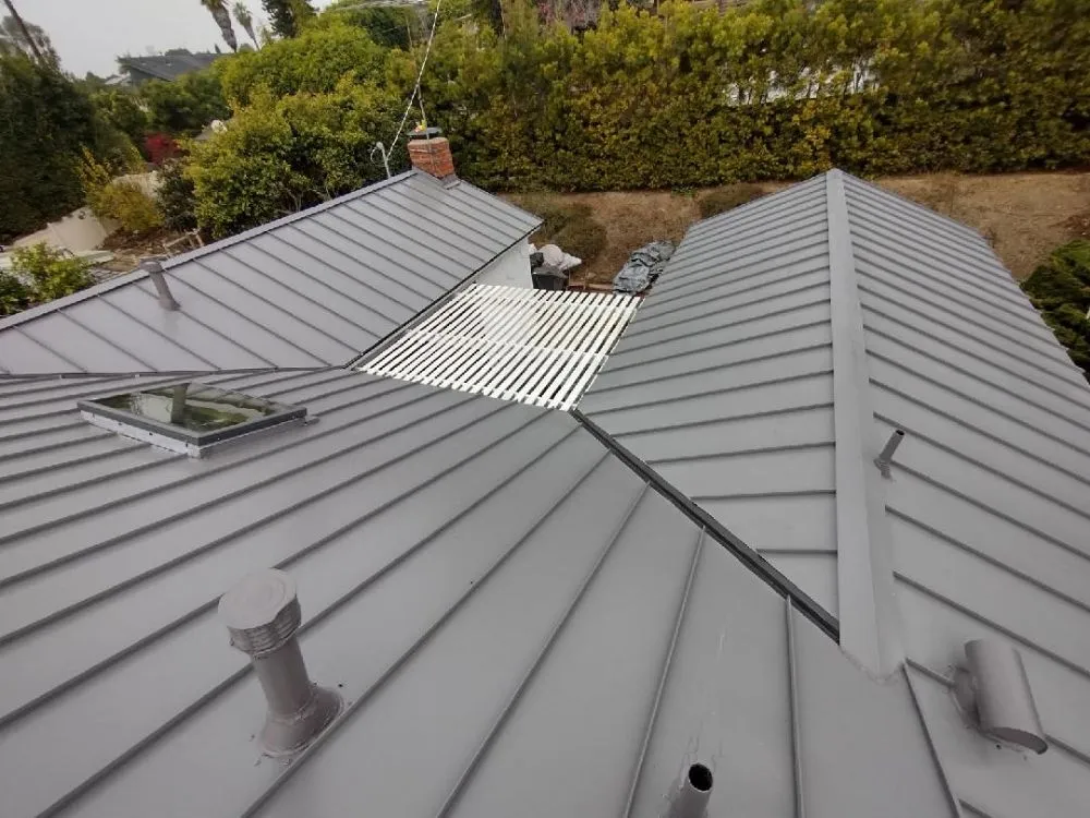 Slide of Golden Winter Roofing