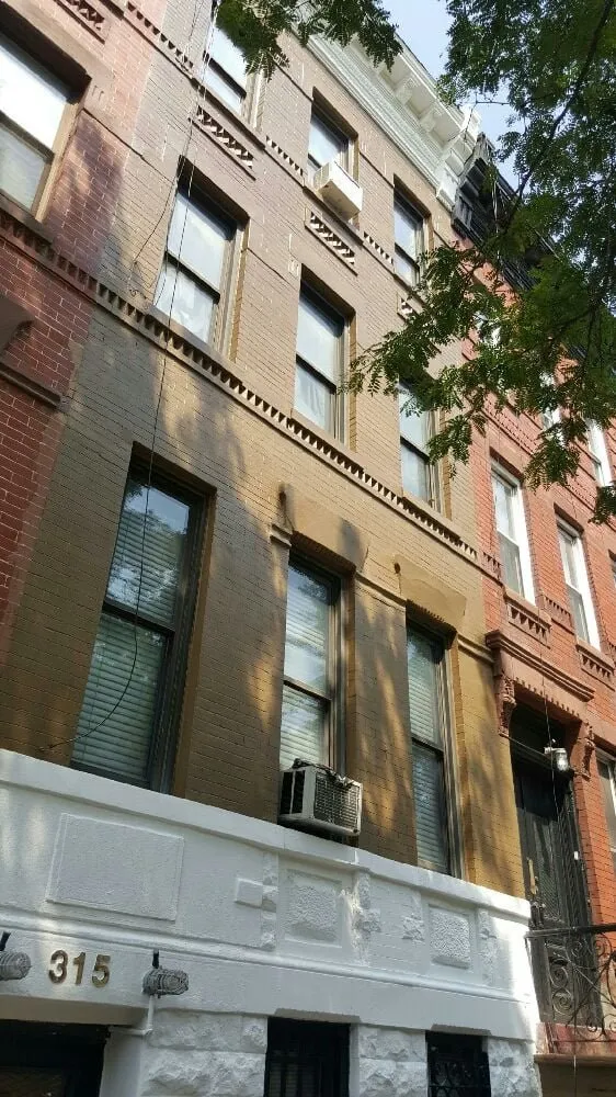 Slide of Goldenberg Roofing NYC