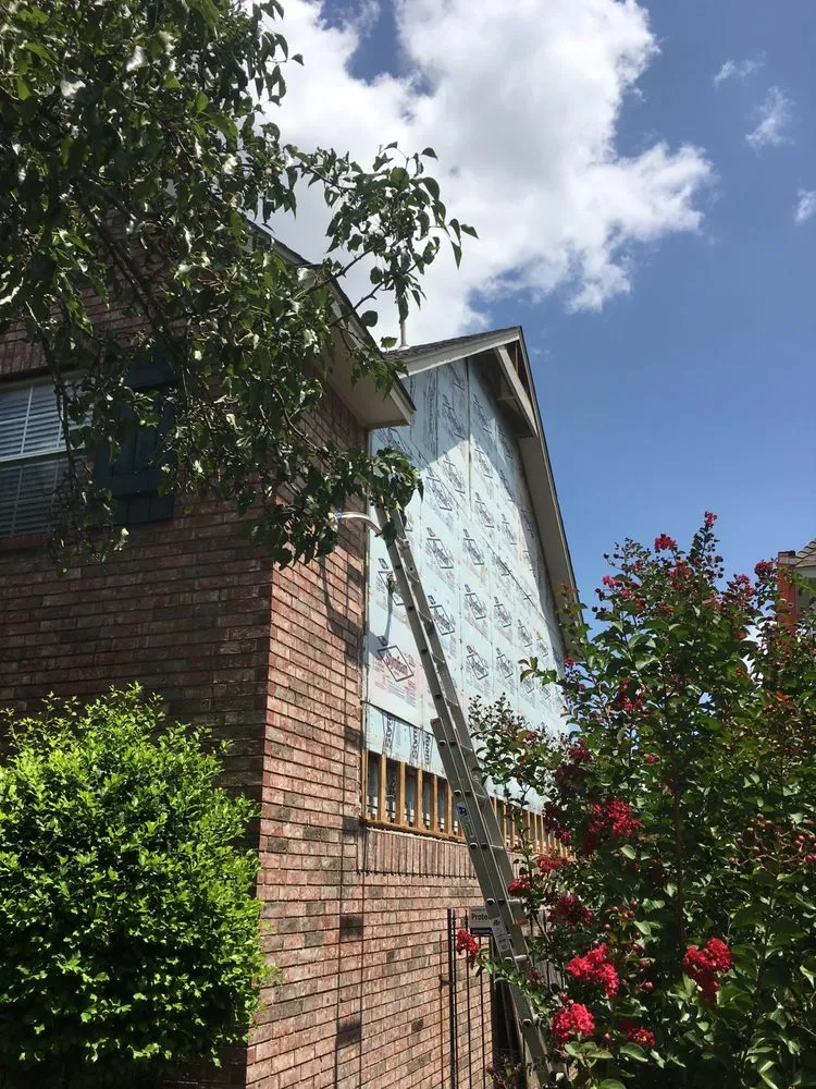 Slide of Goldstar Remodeling