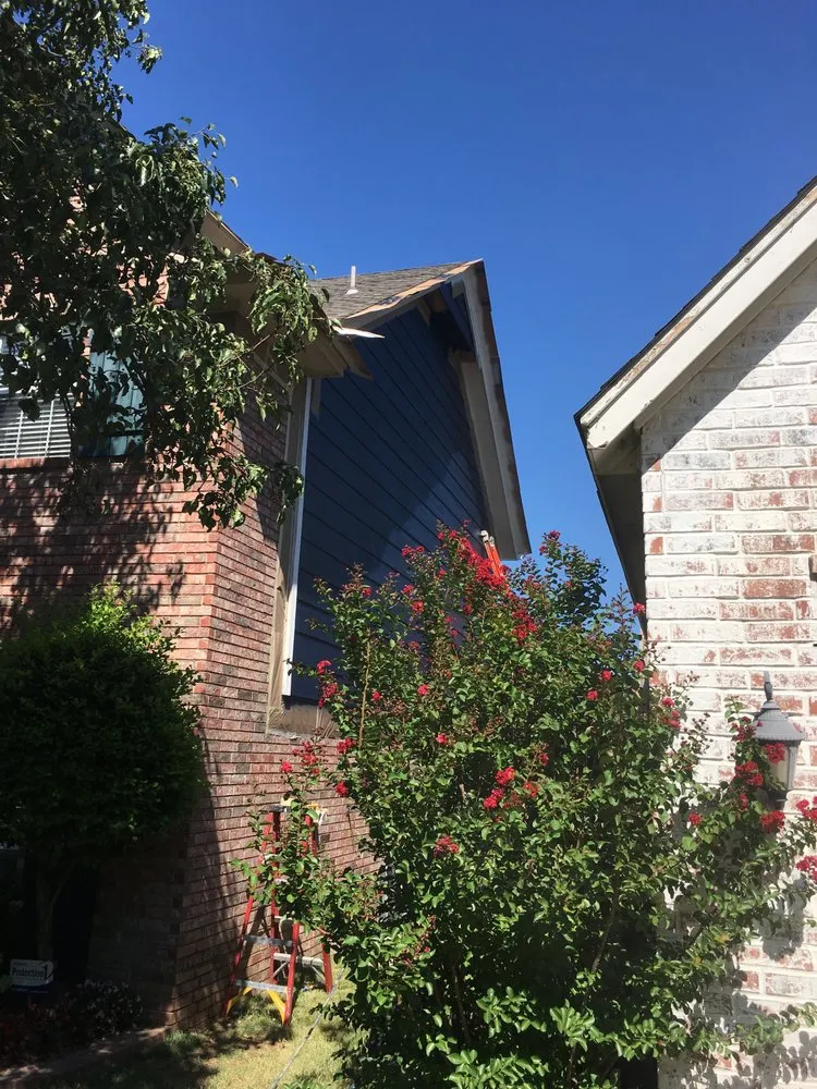 Slide of Goldstar Remodeling