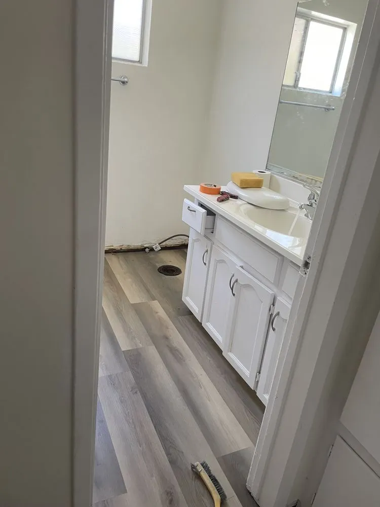 Slide of Gomez Construction