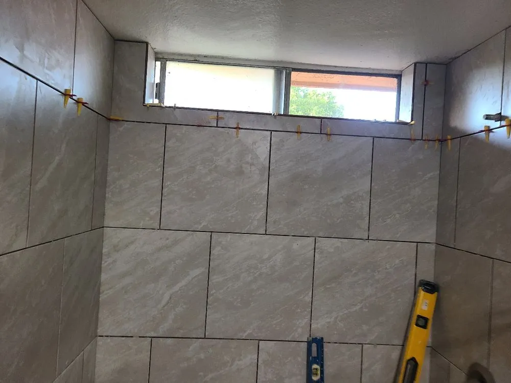 Slide of Gomez Construction