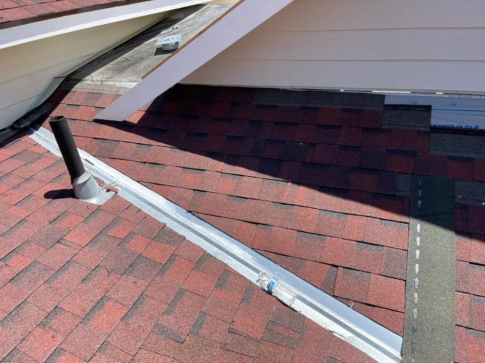 Slide of Gomez Roofing