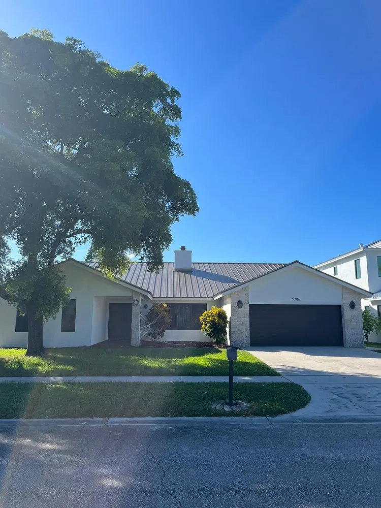 Slide of Gomez Roofing