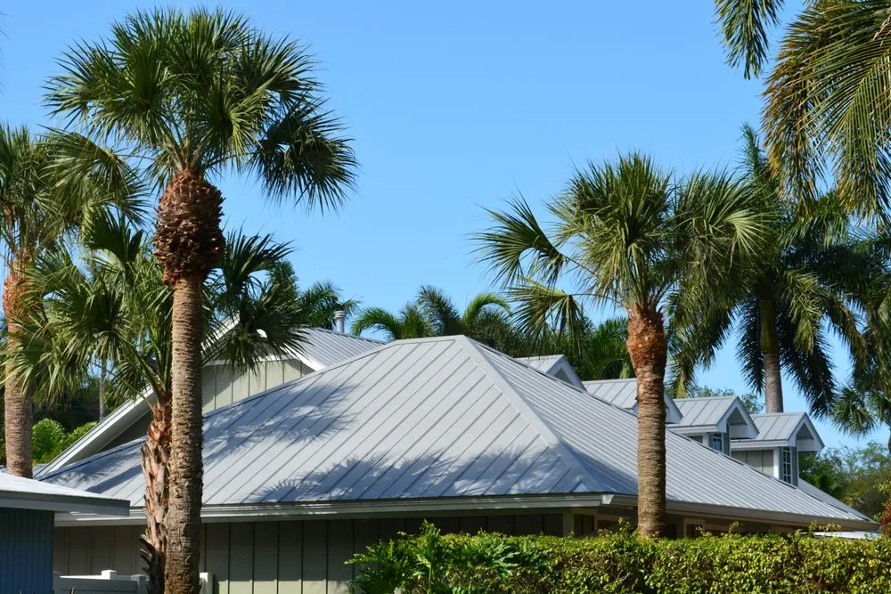 Slide of Gomez Roofing