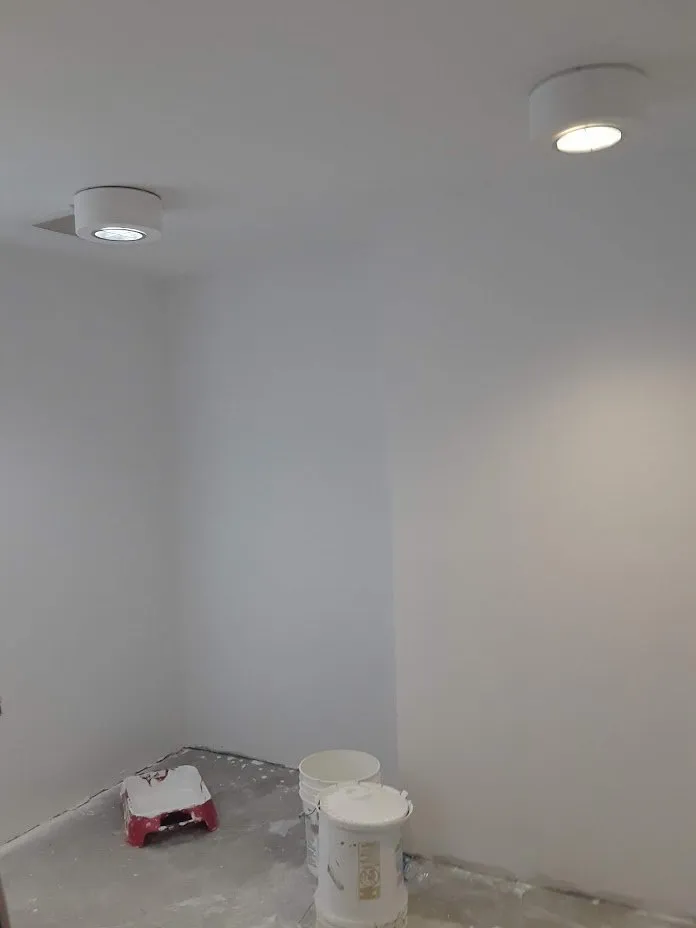 Slide of Gonzalez & Vasquez General Construction