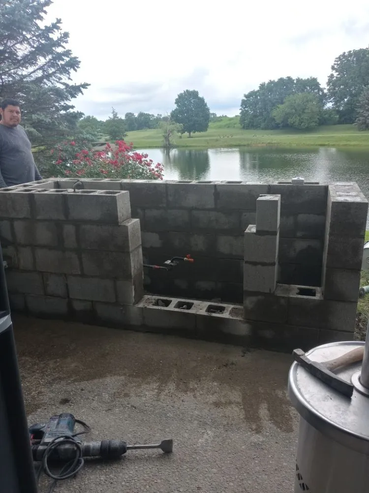 Slide of Gonzalez Construction