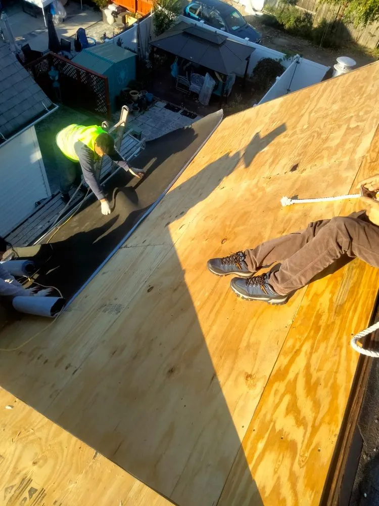 Slide of Gonzalez Mechanic & Multiservices