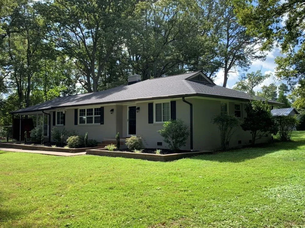 Slide of Gonzalez Painters & Contractors