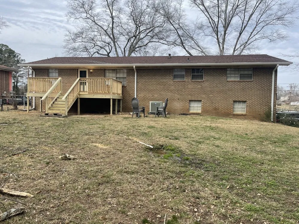 Slide of Gonzalez Roofing