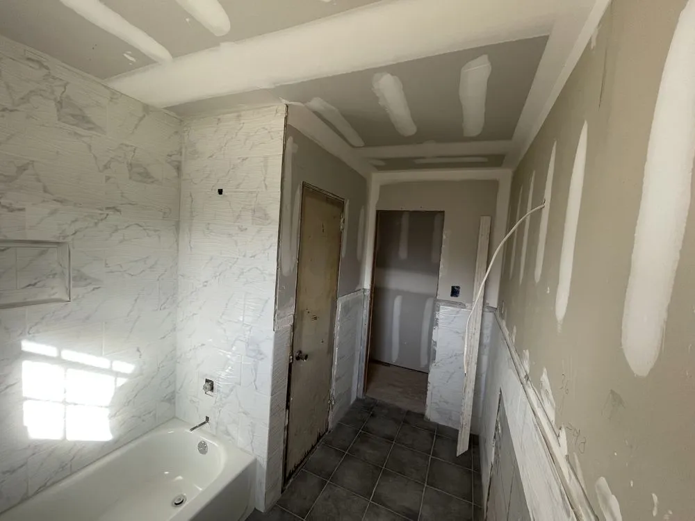 Slide of Gonzalez Roofing