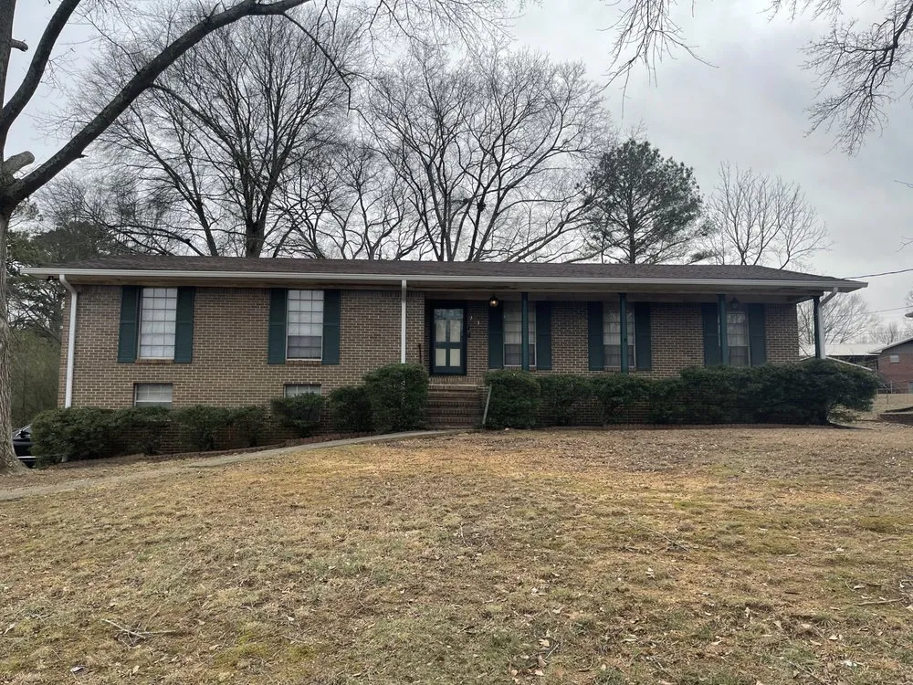 Slide of Gonzalez Roofing