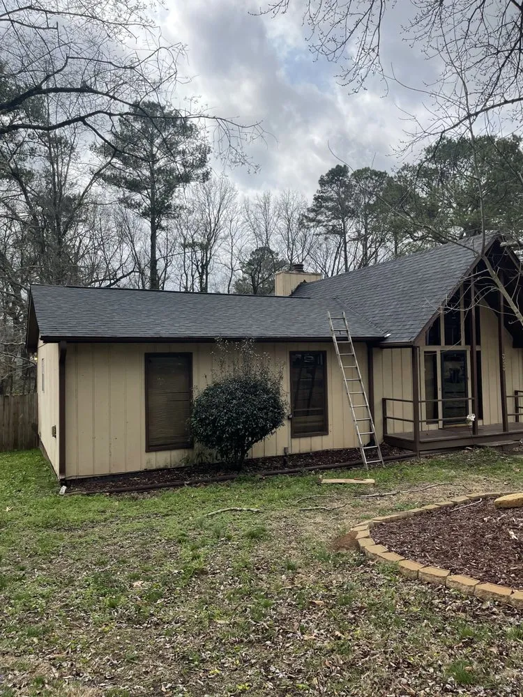 Slide of Gonzalez Roofing