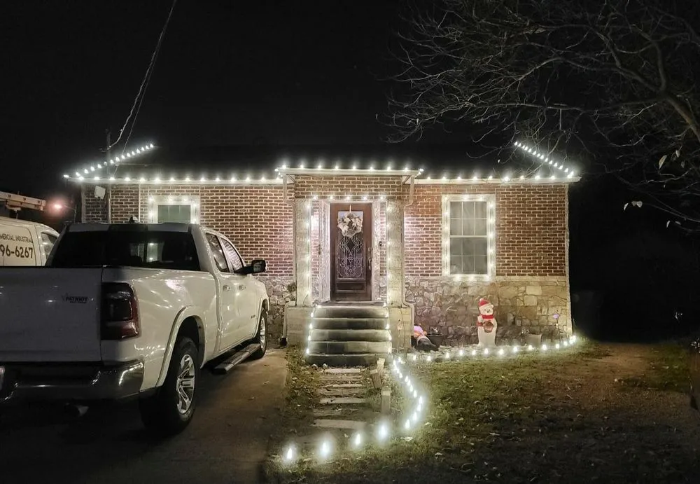 Slide of Gonzalez Roofing And Repairs