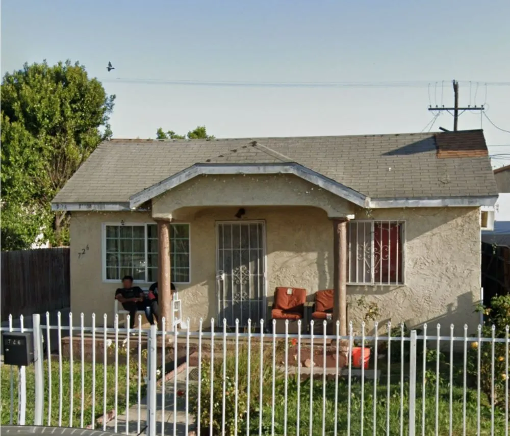 Slide of Gonzalez Roofing