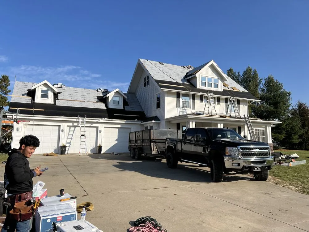 Slide of Gonzalez Roofing