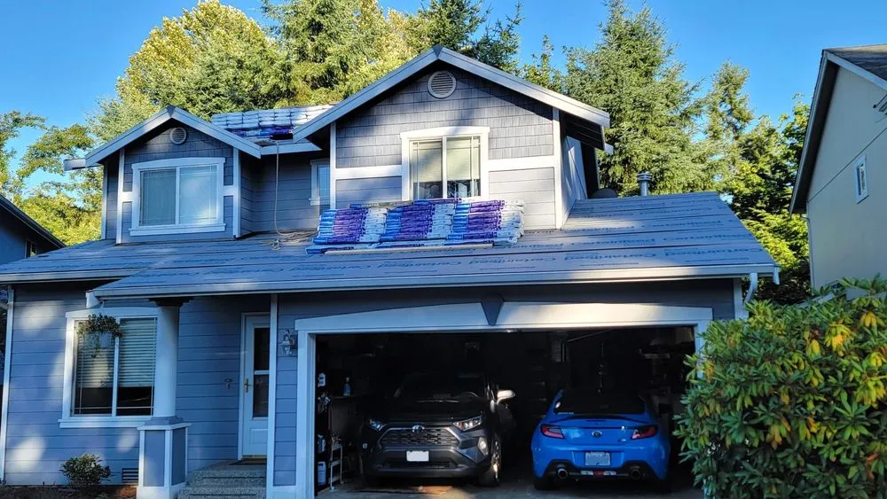 Slide of Gonzalez Roofing