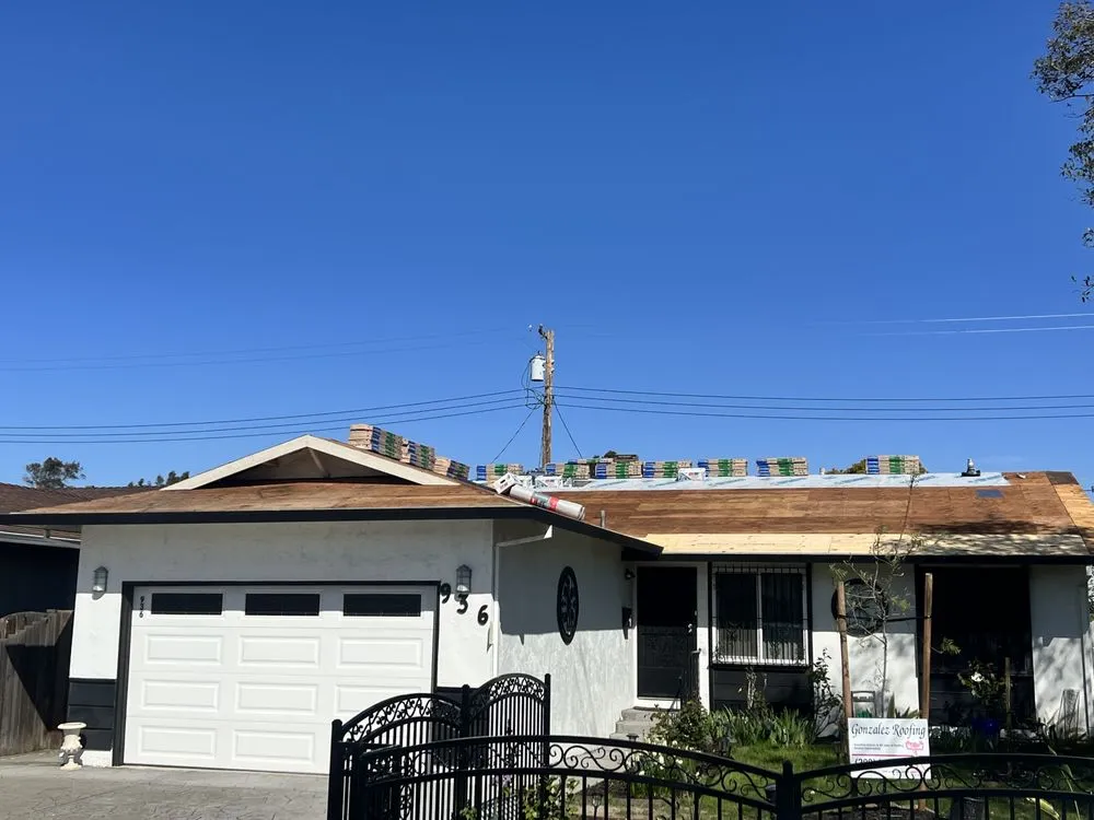 Slide of Gonzalez Roofing