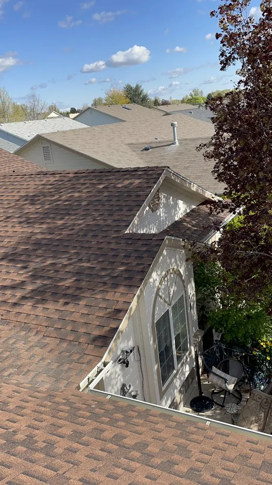 Slide of Gonzalez Roofing