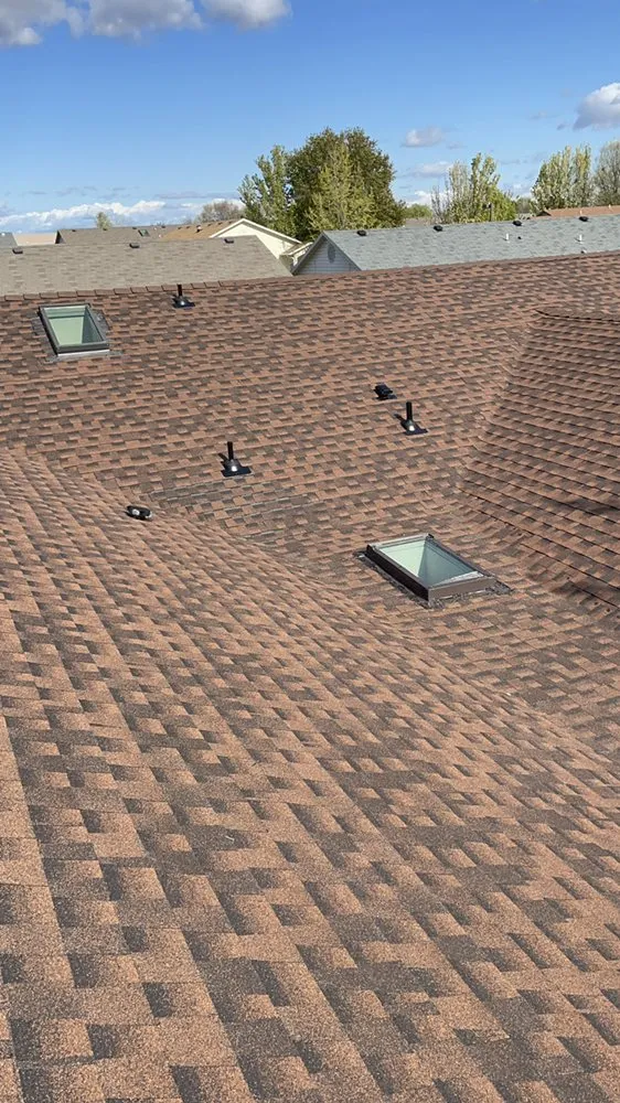 Slide of Gonzalez Roofing